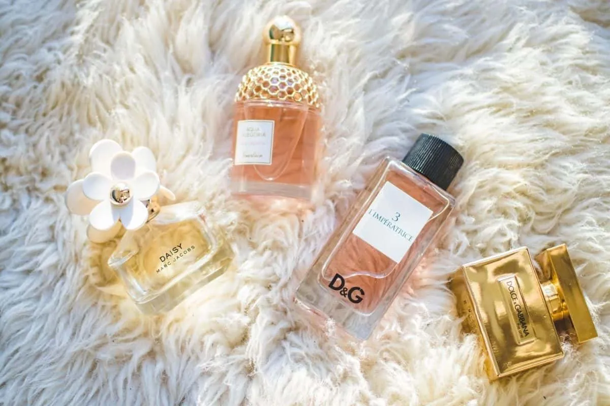 Sweet-Smelling Perfume That Smells Like Honey