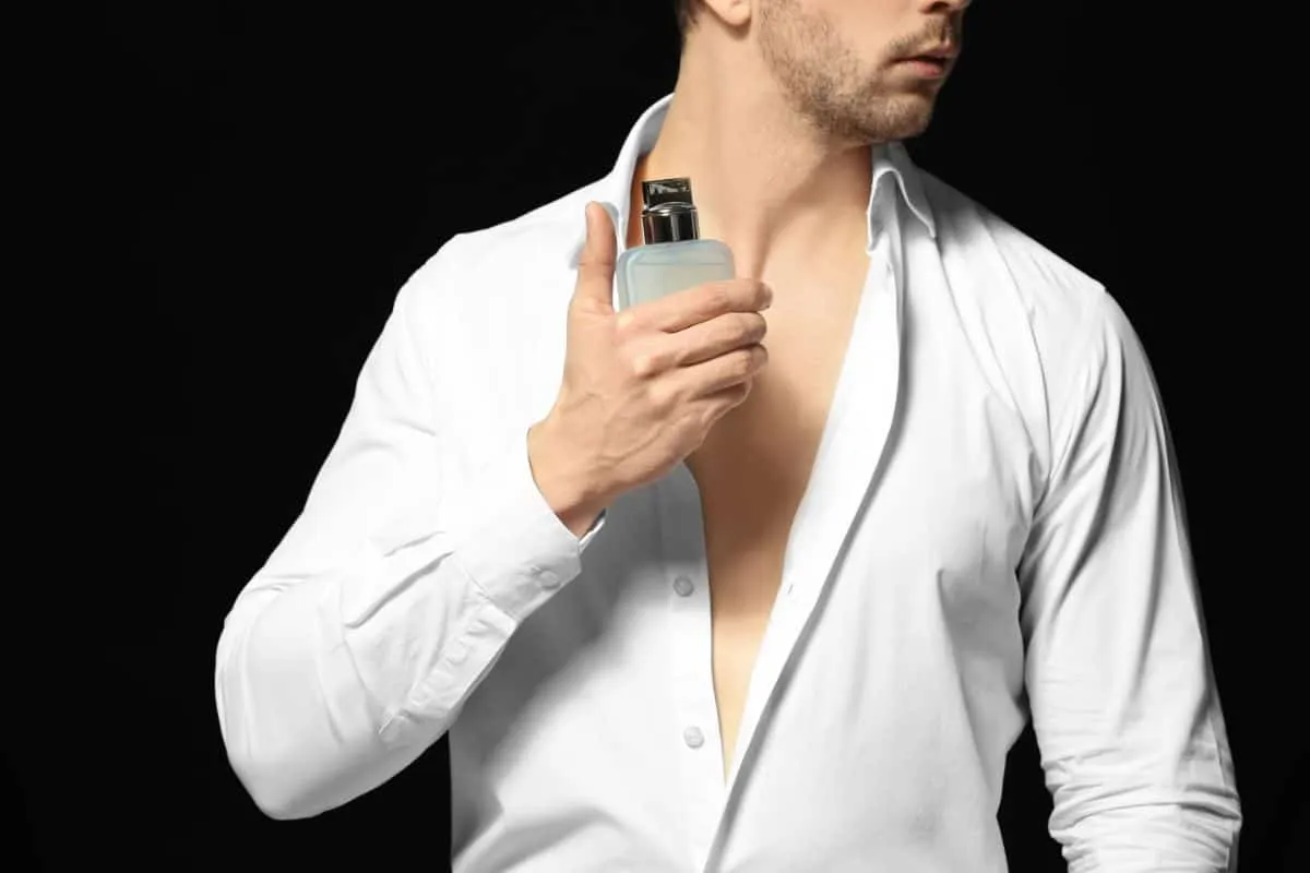What's The Most Attractive Scent To A Woman? (A Guide)