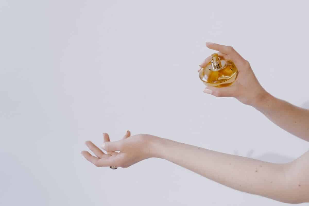 10 Of The Best Perfumes That Smell Like Gardenia