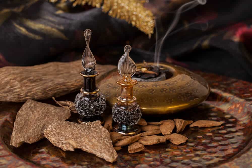 What Is Oud Perfume? Read More About This Unique Oil